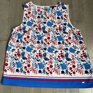 Tommy Hilfiger size L sleeveless blouse. Like new